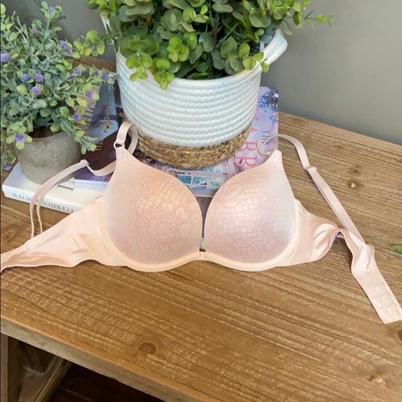 Victoria's Secret Other - Victoria’s Secret Sexy Little Things Push-up Bra